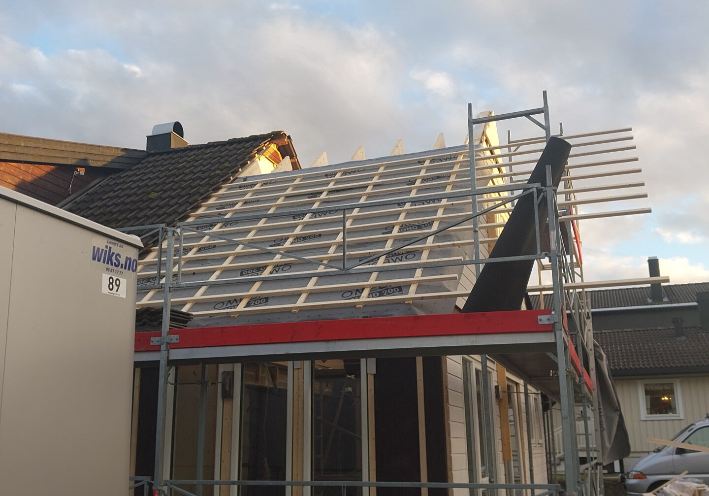 5.2 Veggelementer, takstoler, undertak og lekter ferdig montert